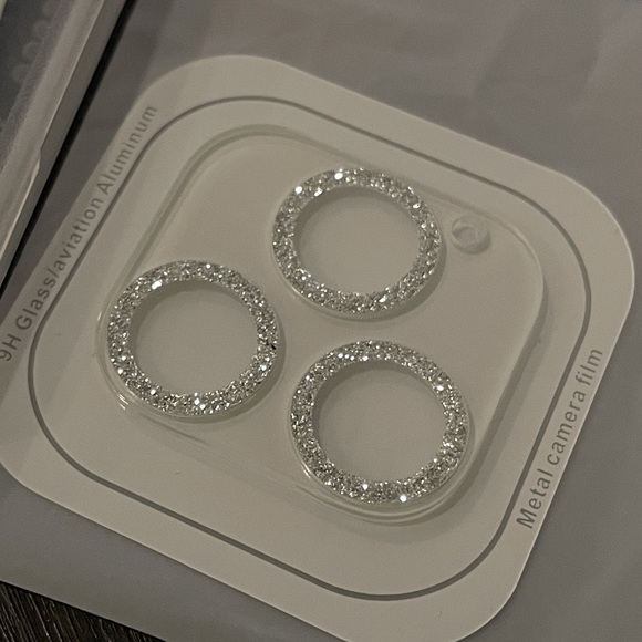 Glitter Full Cover Camera Lens Protector - Picture 3 of 5